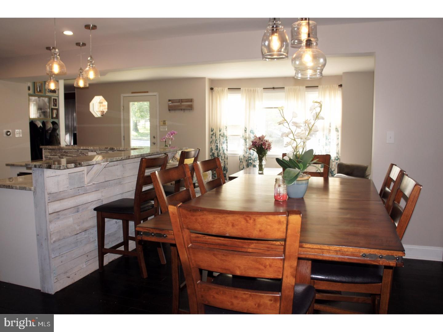 148 Woodstream Road Boothwyn, PA 19061 - Photo 6 of 25 Dining Room