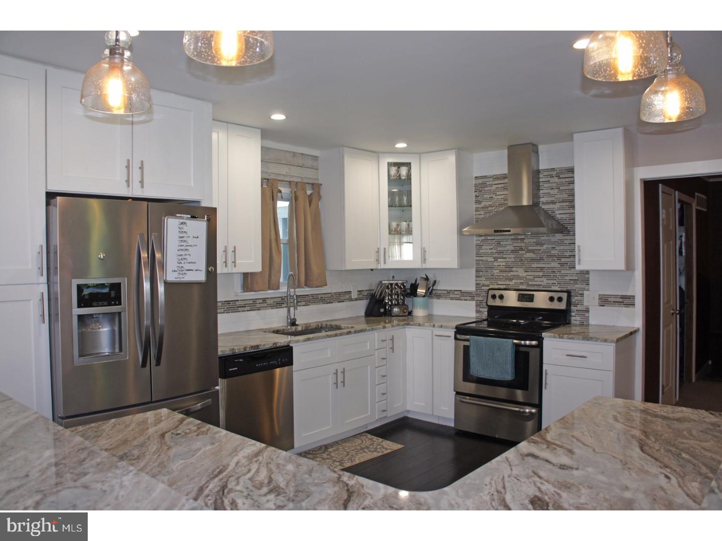 148 Woodstream Road Boothwyn, PA 19061 - Photo 8 of 25 Kitchen