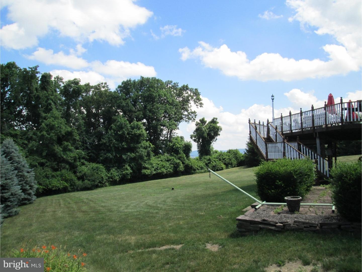 502 Tomlisa Court Sinking Spring, PA 19608 - Photo 3 of 11