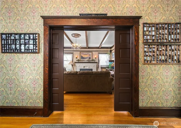 $975,000 | 1507 15th Street, Anacortes, WA 98221