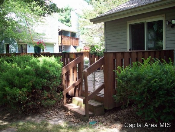 62 Country Place Springfield, IL 62703 - Photo 4 of 5