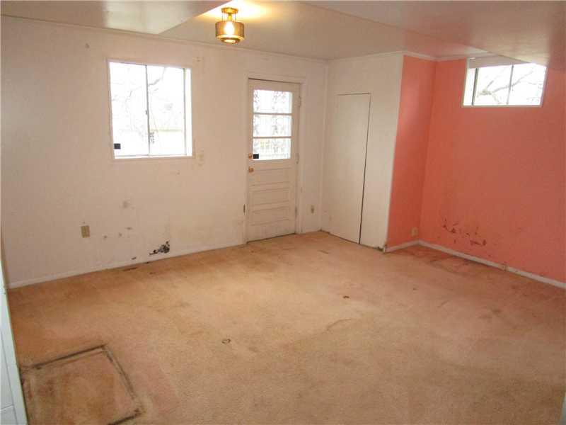 5817 Andover Road Indianapolis, IN 46220 - Photo 4 of 10