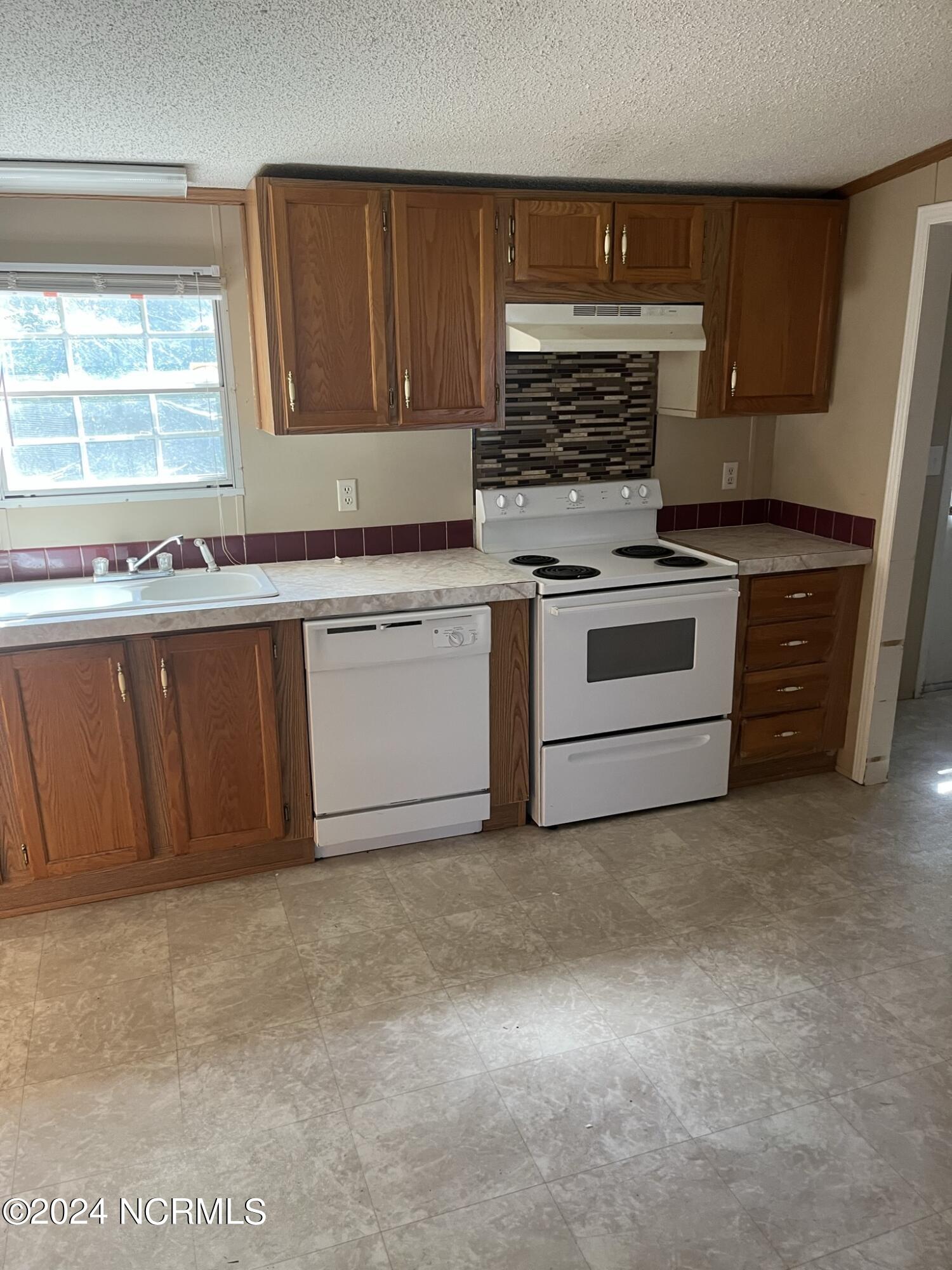 6646 Winborne Road Sims, NC 27880 - Photo 7 of 22 IMG_1958