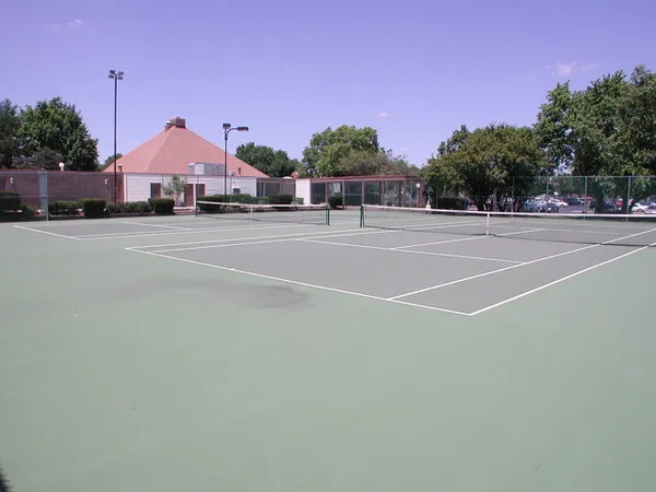 $1,400 | 1880 Bonnie Lane, Unit 414, Hoffman Estates, IL 60169