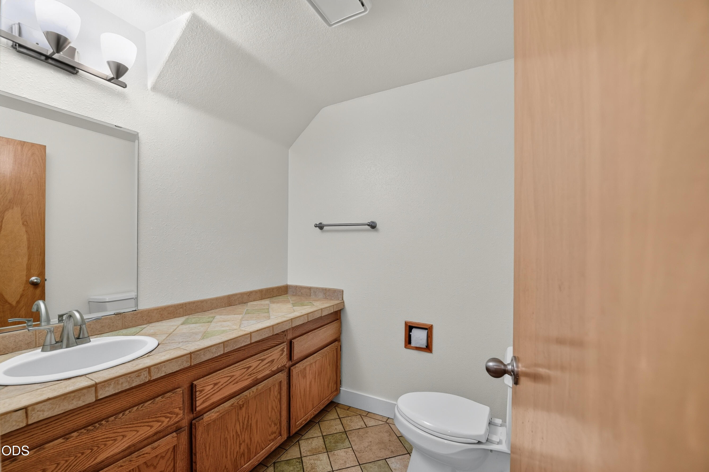 1050 Northeast Butler Market Road, Unit 47 Bend, OR 97701 - Photo 14 of 37