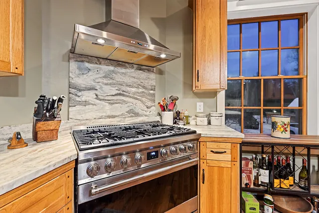 $739,500 | 1 Willis Point Road, Westport Island, ME 04578