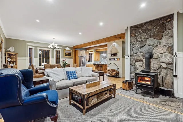 $699,500 | 1 Willis Point Road, Westport Island, ME 04578