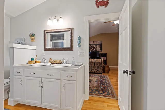 $699,500 | 1 Willis Point Road, Westport Island, ME 04578