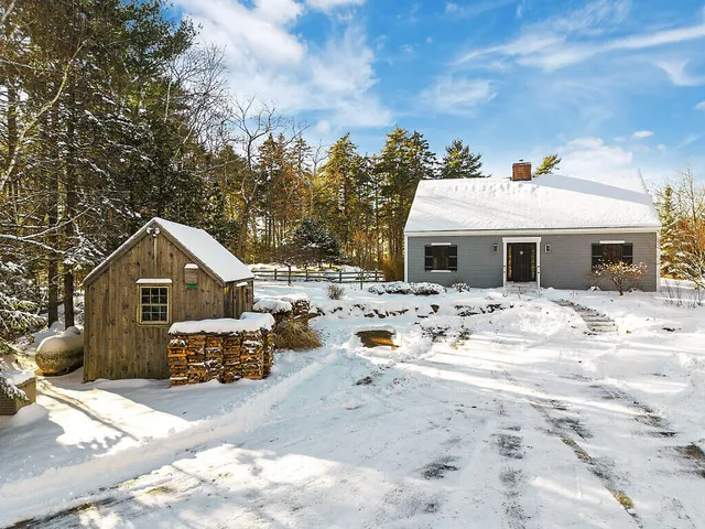 $699,500 | 1 Willis Point Road, Westport Island, ME 04578
