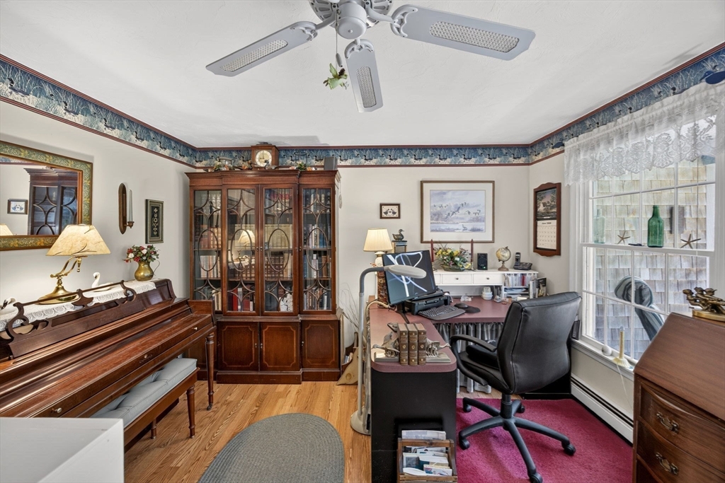 442 Flint Street Barnstable, MA 02648 - Photo 6 of 41