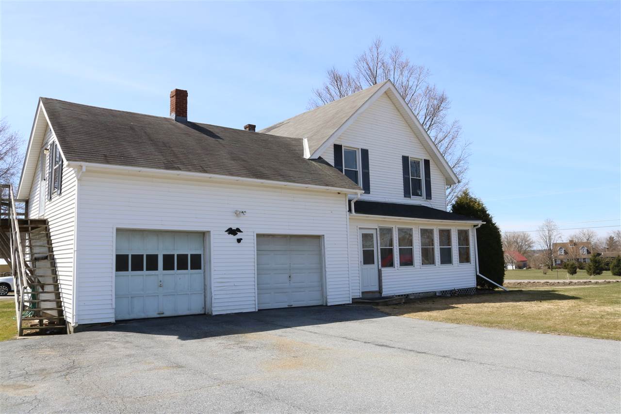 1164 Case Street Middlebury, VT 05753 - Photo 2 of 22