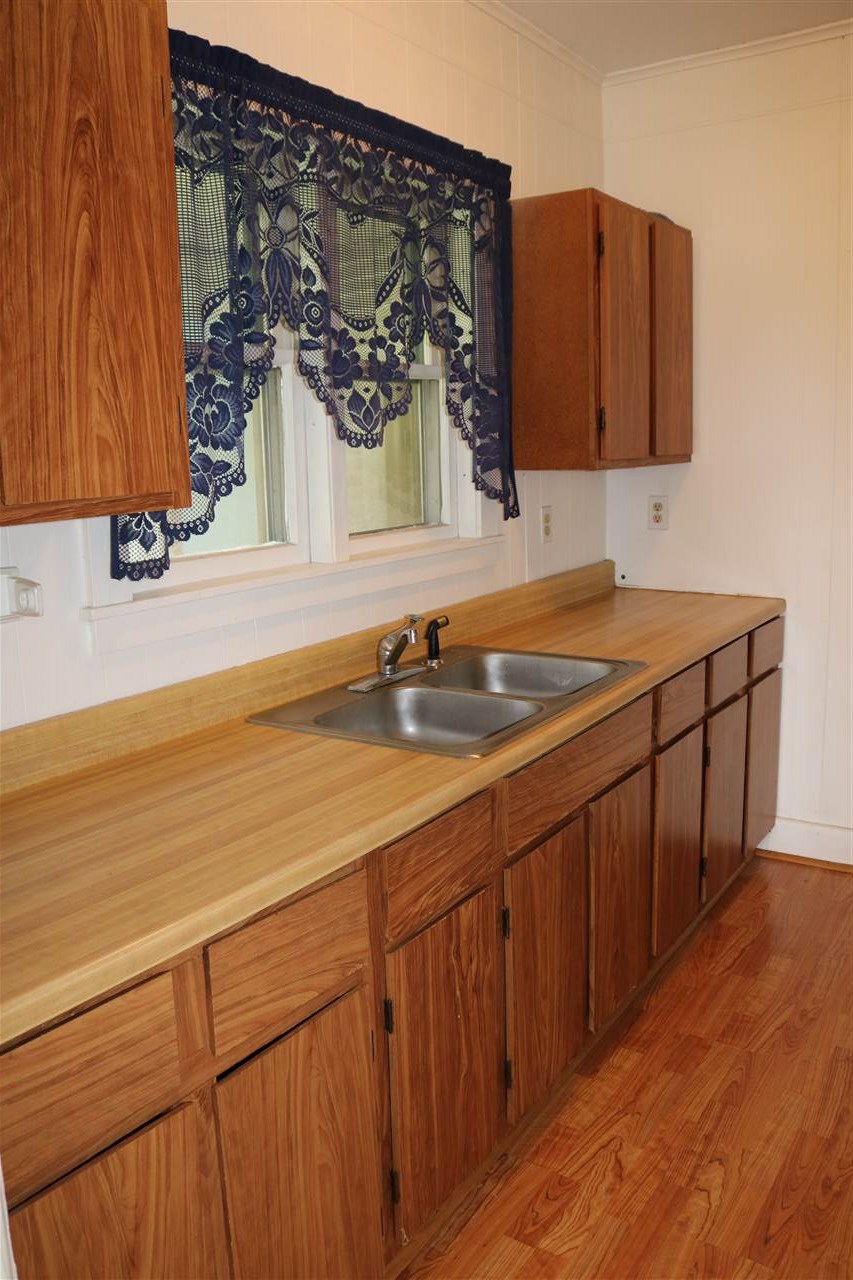 1164 Case Street Middlebury, VT 05753 - Photo 12 of 22