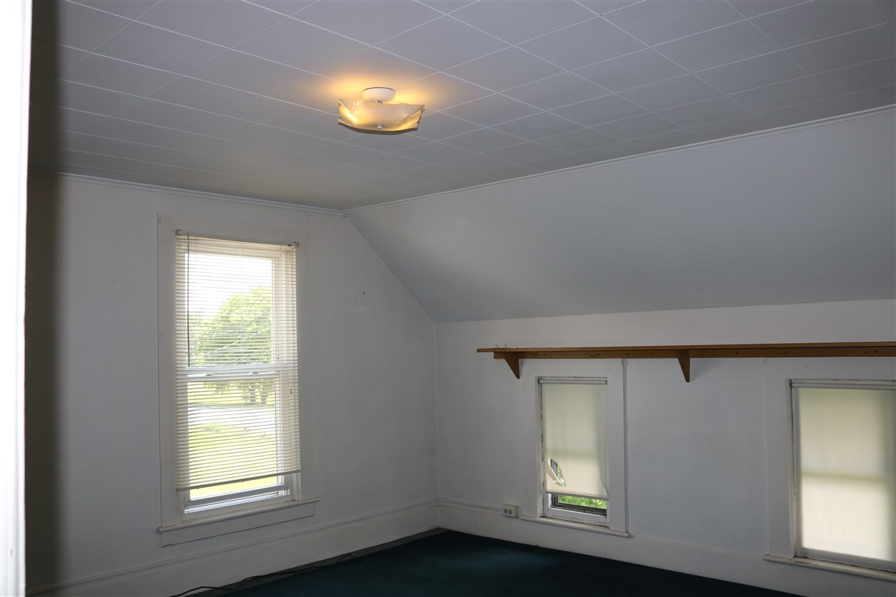 1164 Case Street Middlebury, VT 05753 - Photo 16 of 22