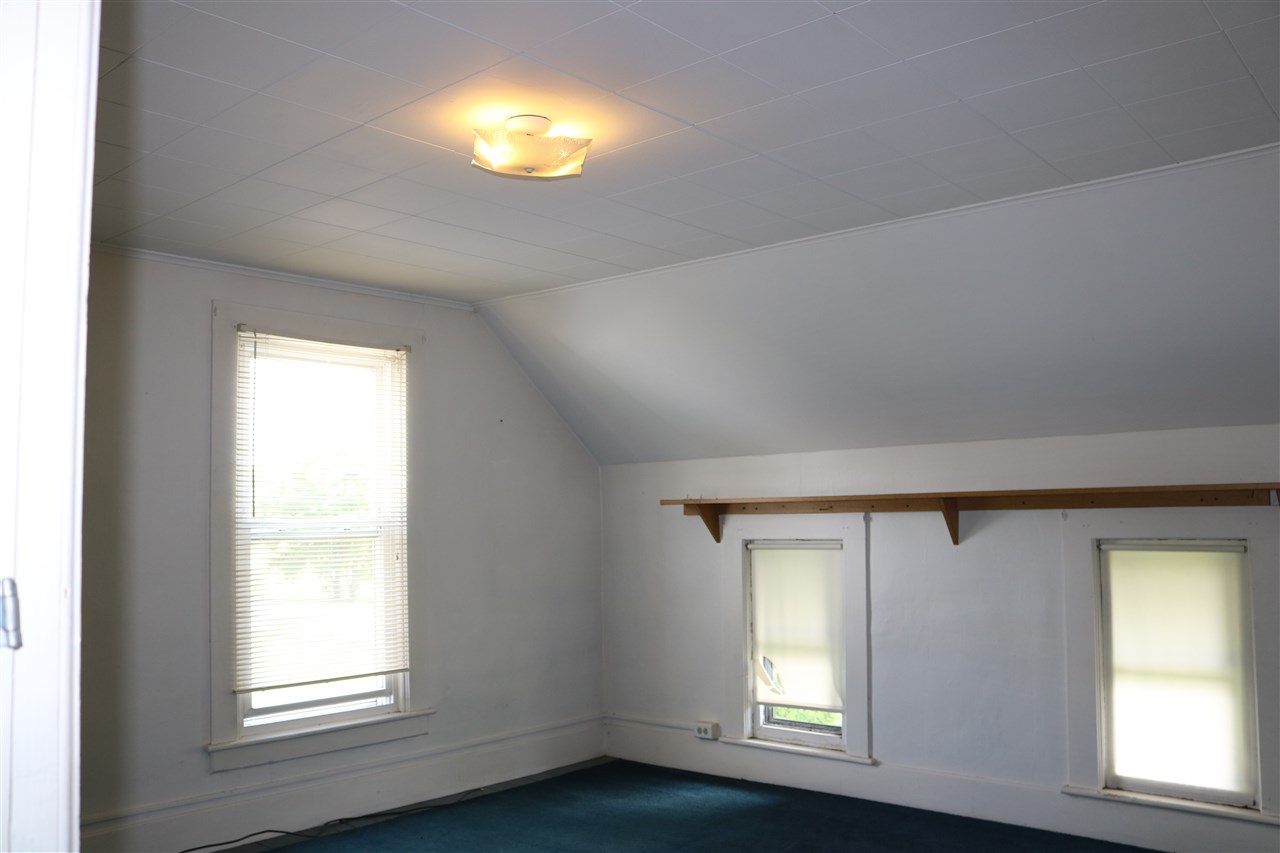 1164 Case Street Middlebury, VT 05753 - Photo 17 of 22