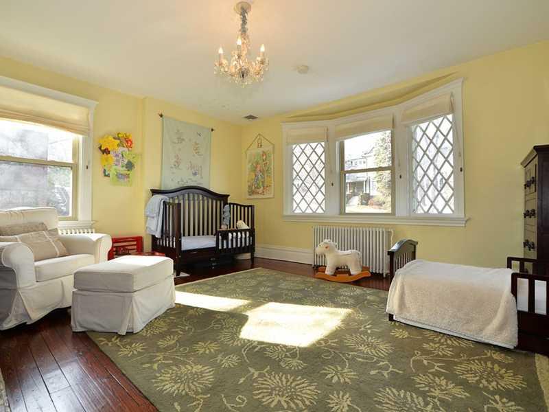 513 Hamilton Road Thornburg, PA 15205 - Photo 12 of 18 Bedroom.