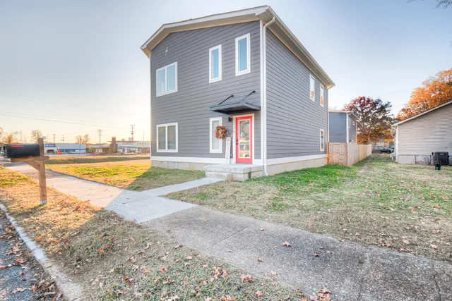 $2,200 | 1225 Peachtree Street, Chattanooga, TN 37404