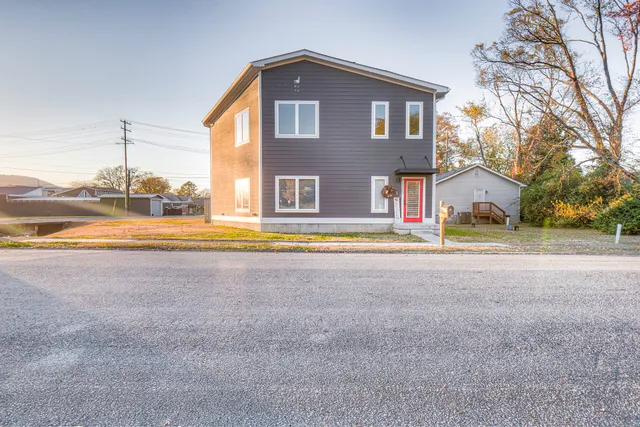 $2,200 | 1225 Peachtree Street, Chattanooga, TN 37404