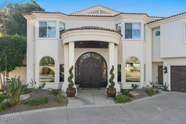 $3,150,000 | 1519 East Treasure Cove Drive, Gilbert, AZ 85234