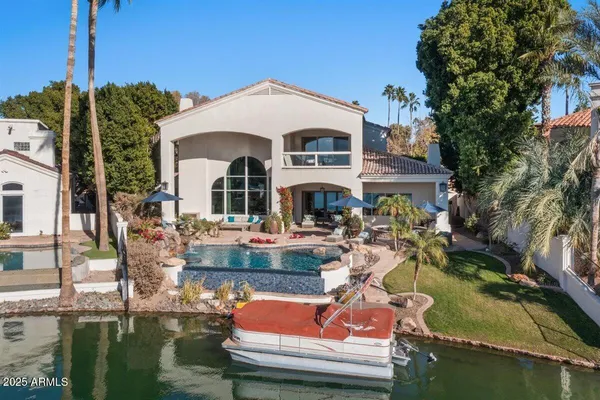 $3,150,000 | 1519 East Treasure Cove Drive, Gilbert, AZ 85234