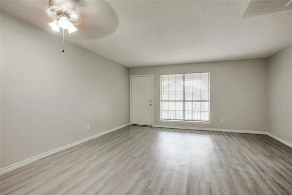 $1,350 | 1935 Cranford Drive, Unit 202, Garland, TX 75041