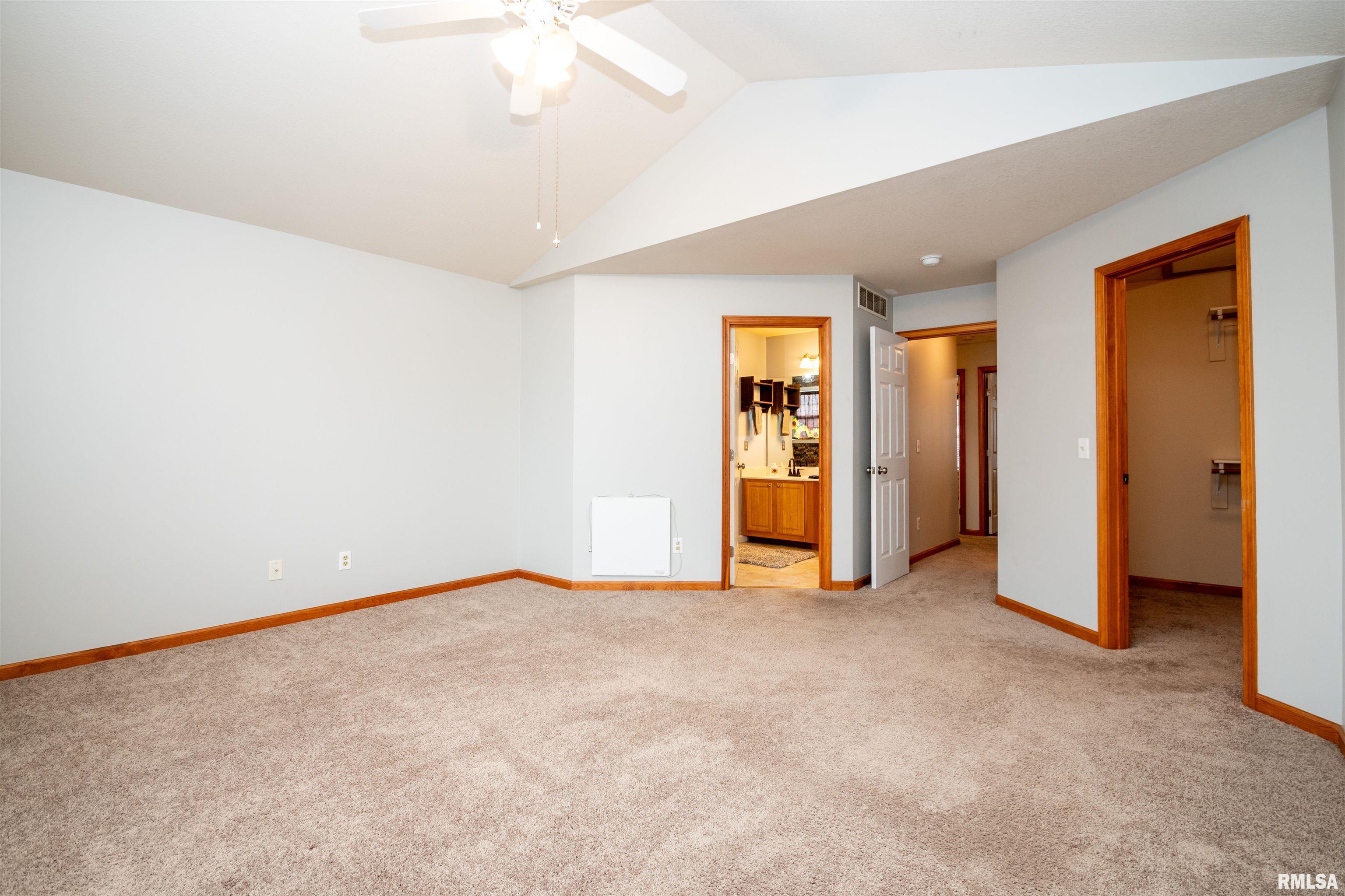 1640 West Geneva Road Peoria, IL 61615 - Photo 16 of 39