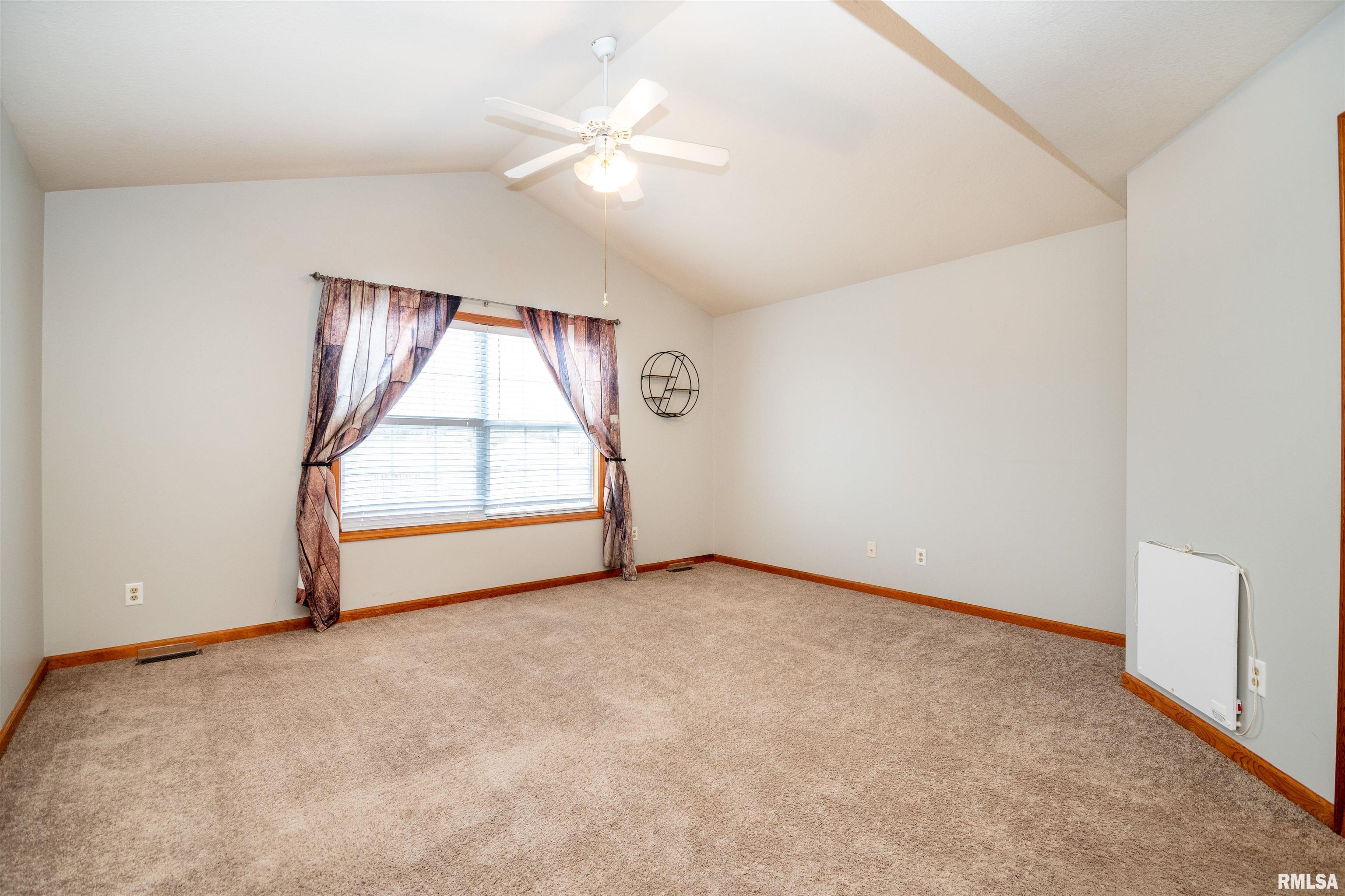 1640 West Geneva Road Peoria, IL 61615 - Photo 18 of 39