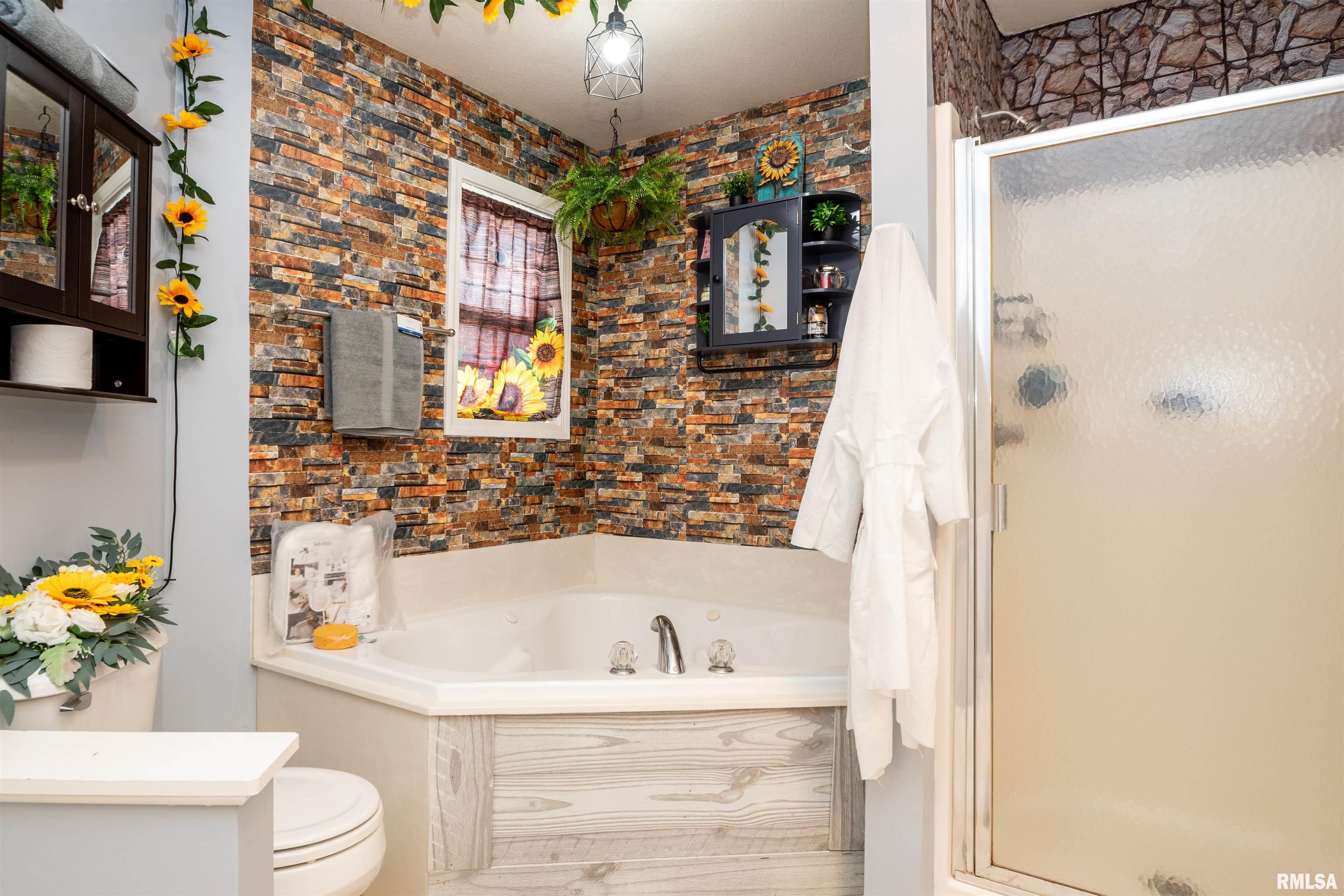 1640 West Geneva Road Peoria, IL 61615 - Photo 20 of 39