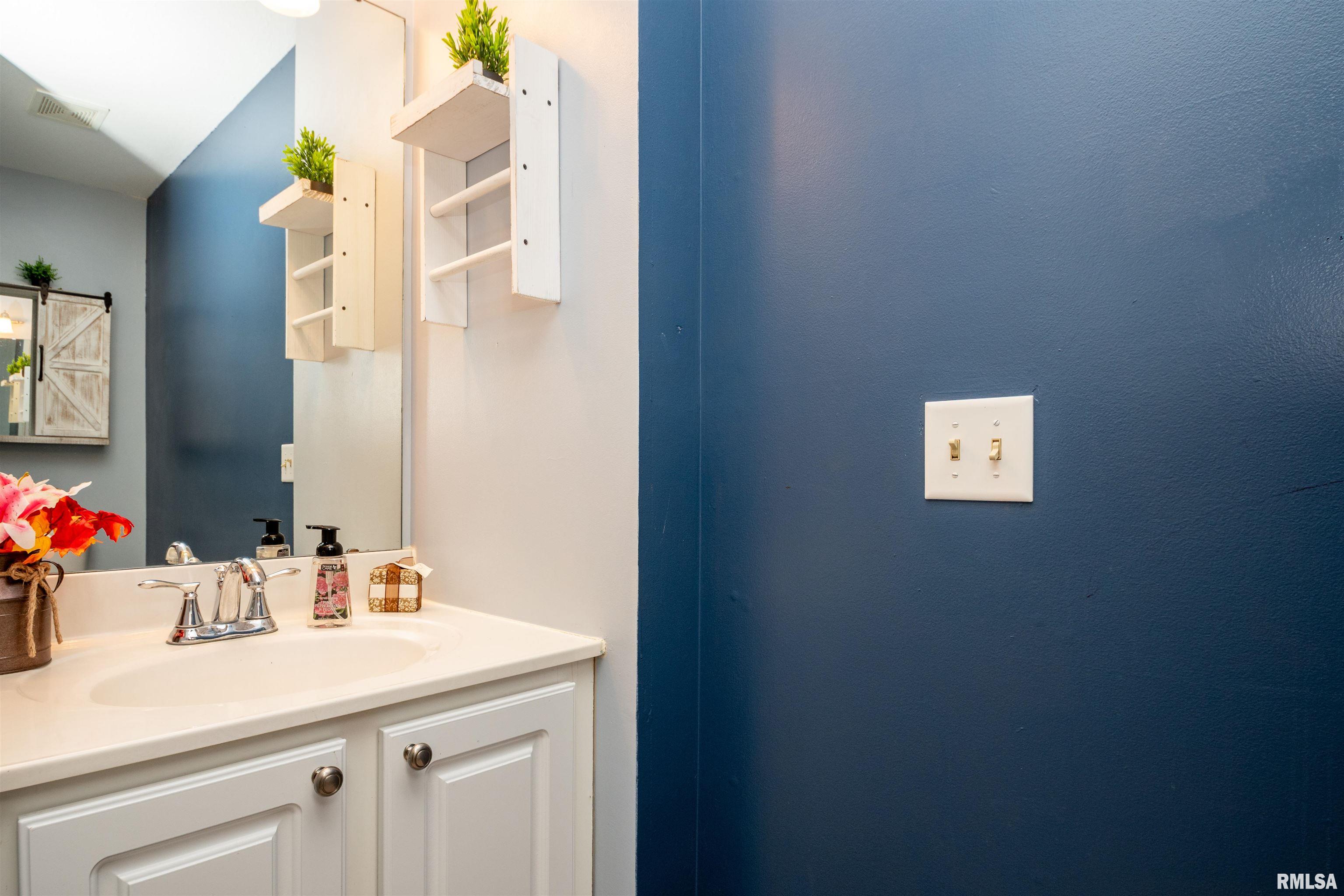 1640 West Geneva Road Peoria, IL 61615 - Photo 25 of 39