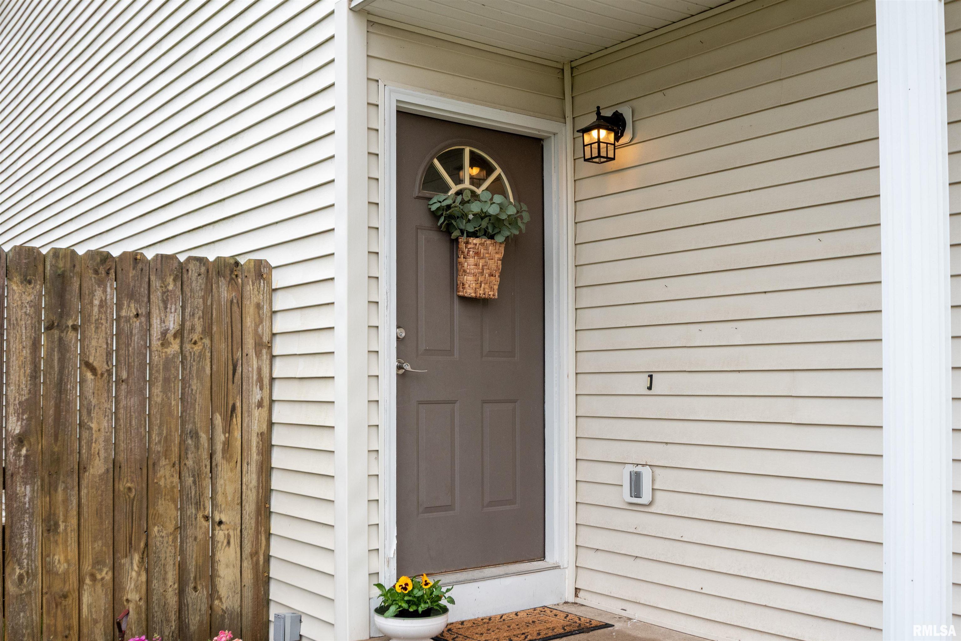 1640 West Geneva Road Peoria, IL 61615 - Photo 4 of 39