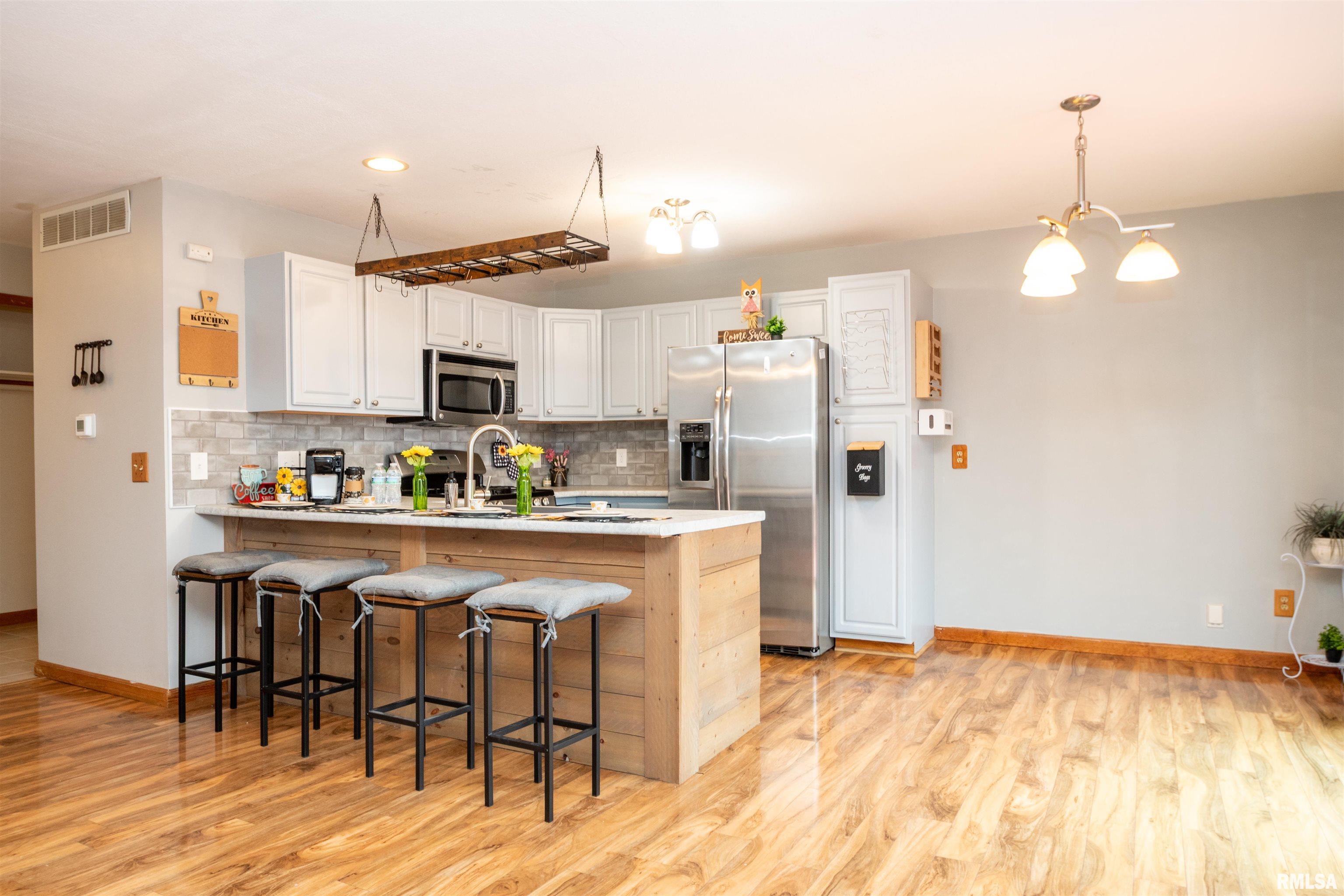 1640 West Geneva Road Peoria, IL 61615 - Photo 9 of 39