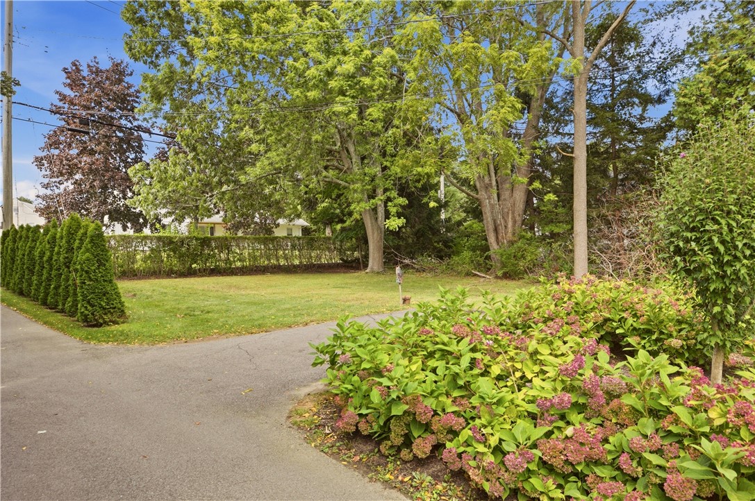 590 Turner Road Middletown, RI 02842 - Photo 11 of 12 Gallery Image 11