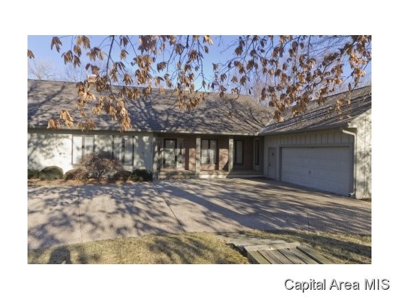 1915 Oak Creek Road Springfield, IL 62704 - Photo 1 of 18