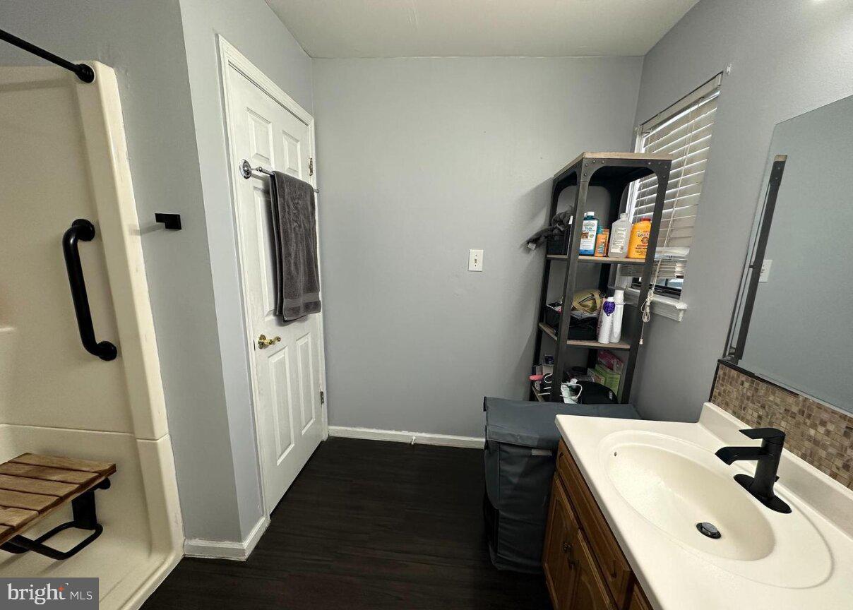 8 Maynard Drive Sicklerville, NJ 08081 - Photo 13 of 14