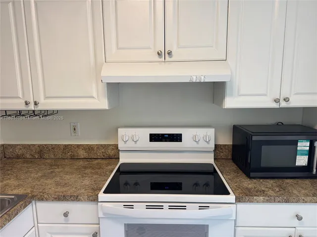 $225,000 | 5661 Riverside Drive, Unit 101B7, Coral Springs, FL 33067