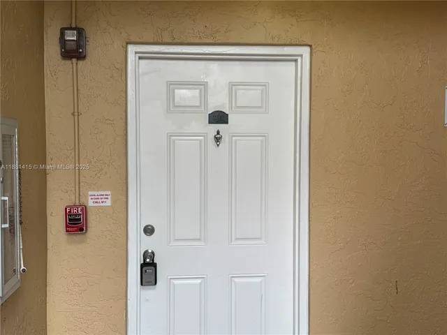 $225,000 | 5661 Riverside Drive, Unit 101B7, Coral Springs, FL 33067