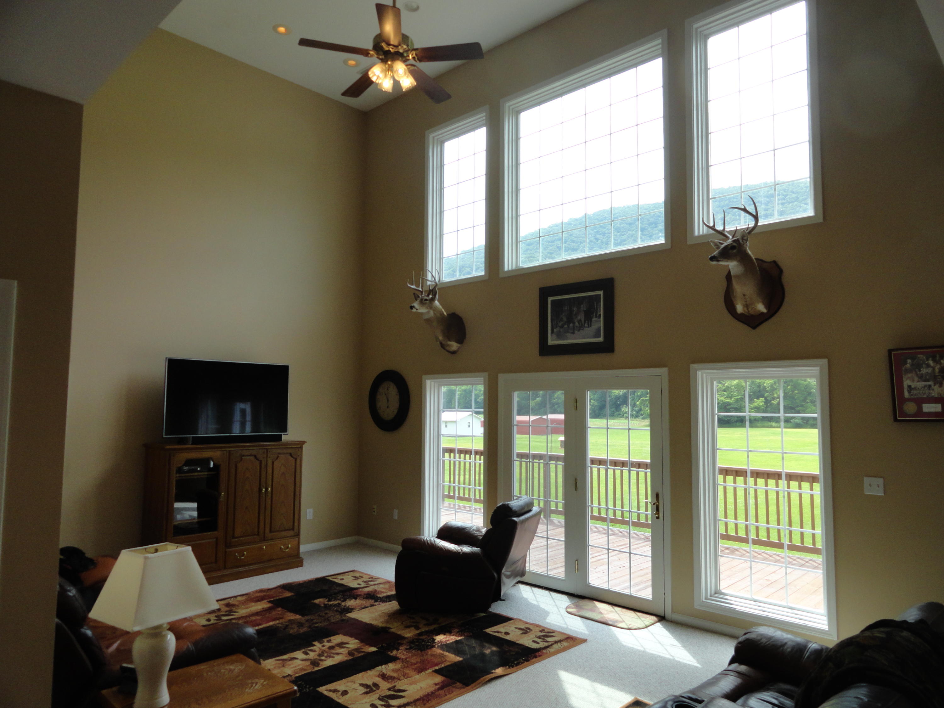 8275 Dunlap Creek Road Covington, VA 24426 - Photo 14 of 33 Great Room
