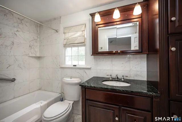 $925,000 | 2 Brick School Drive, Redding, CT 06896