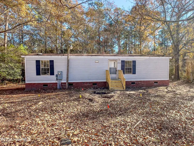 $120,000 | 693 South Windward Drive Southwest, Supply, NC 28462