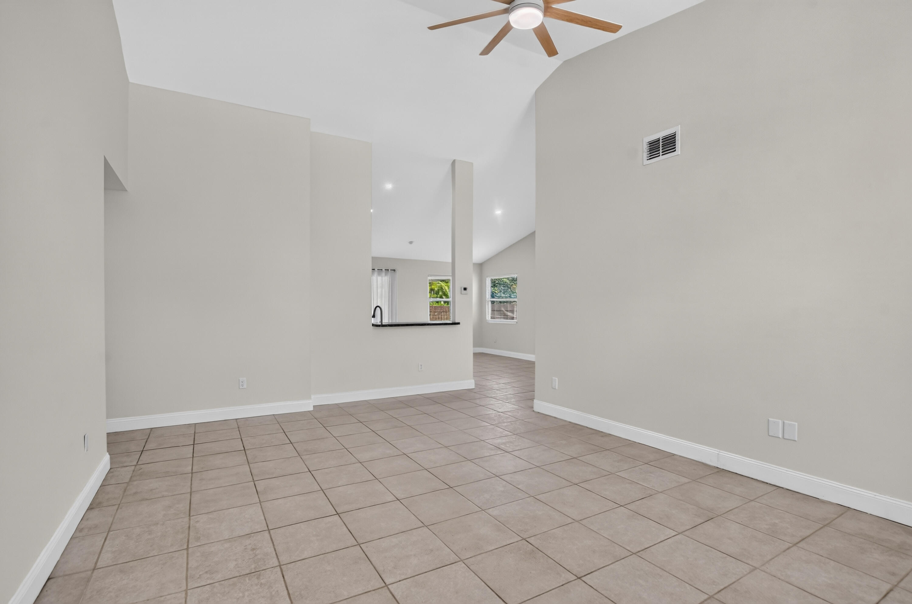 23172 Bentley Place Boca Raton, FL 33433 - Photo 4 of 33 5-print-DSC_8438