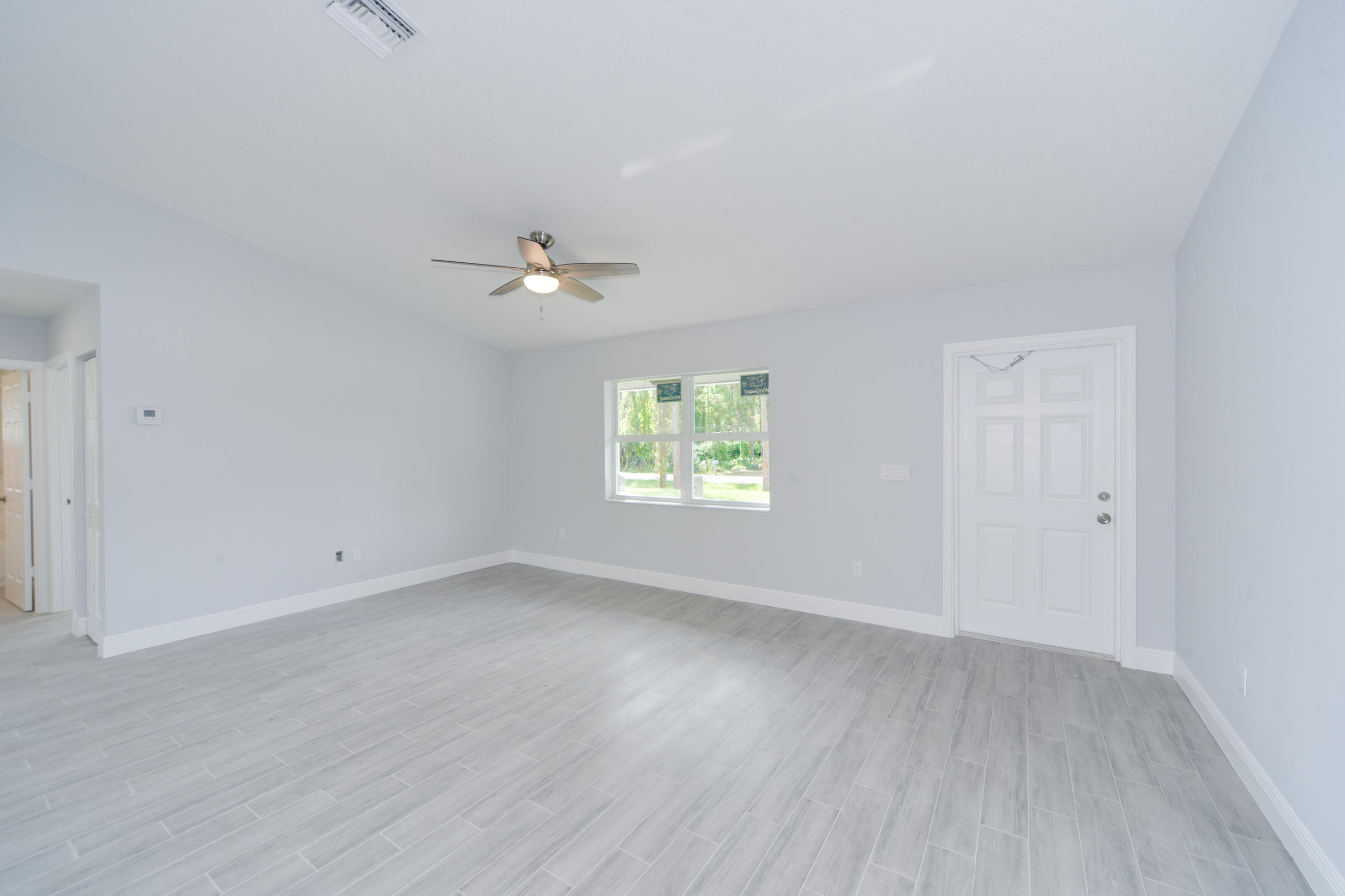 16179 88th Road North Loxahatchee, FL 33470 - Photo 3 of 37 Entry, living room