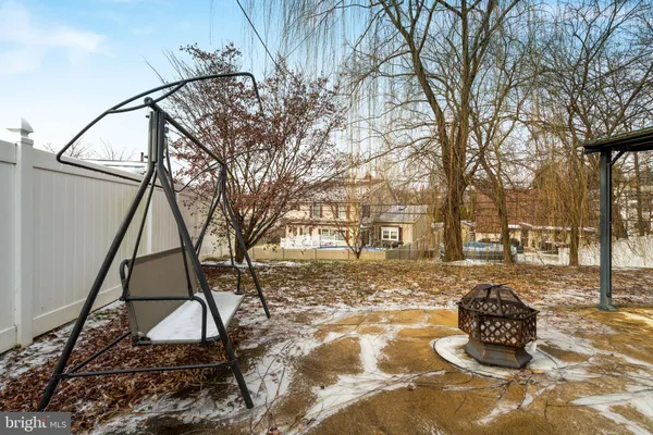 $2,500 | 9344 Academy Road, Philadelphia, PA 19114
