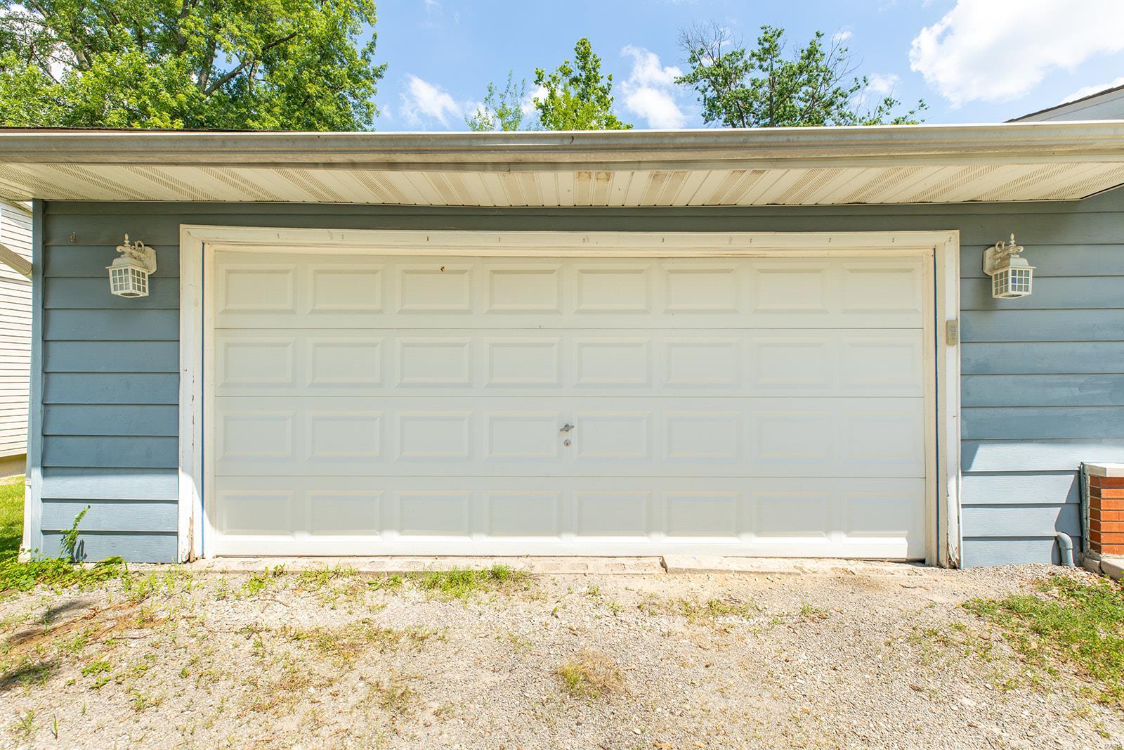 7705 North Humbert Road Godfrey, IL 62035 - Photo 5 of 26