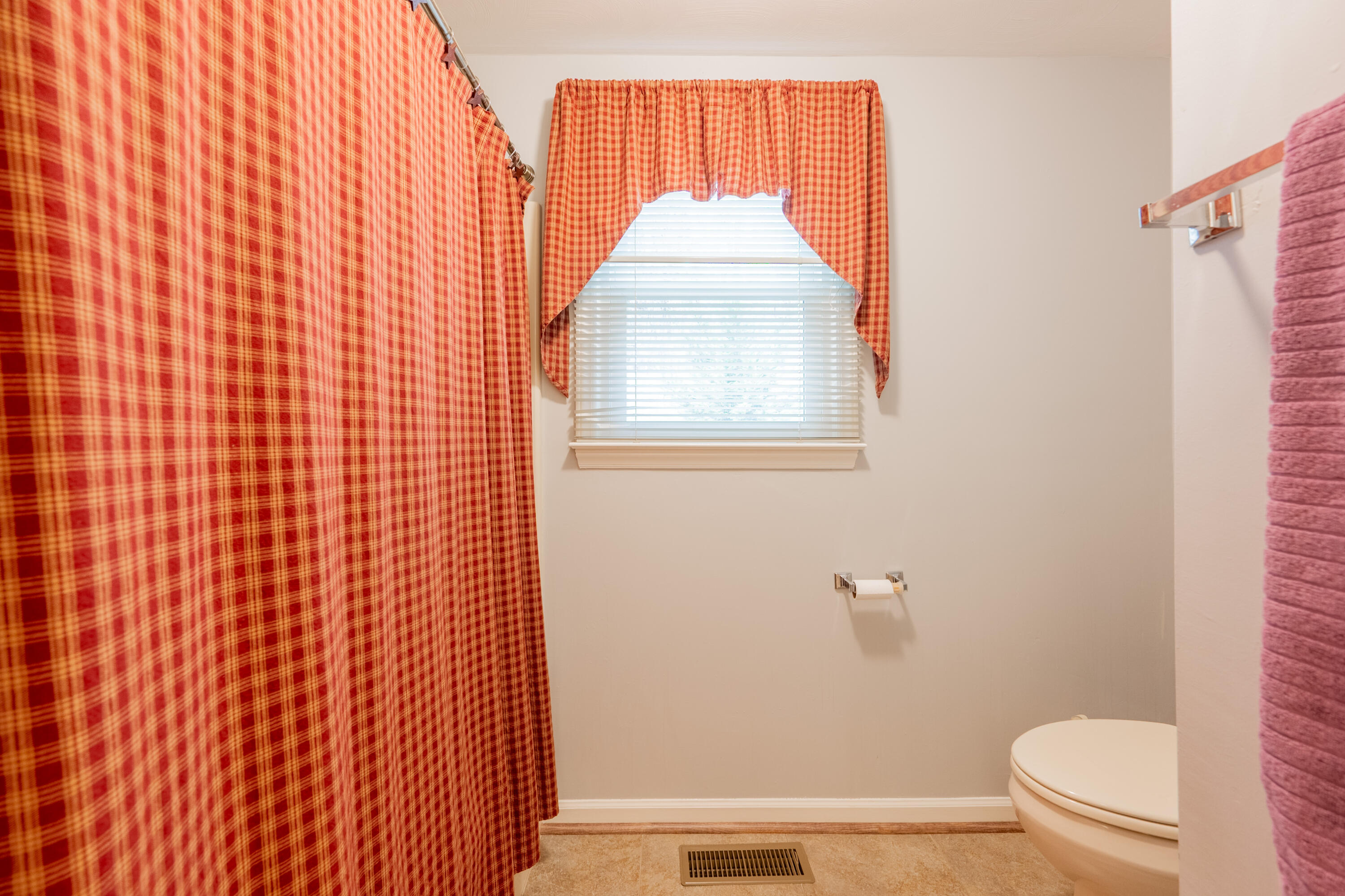 8011 Cedar Edge Road Roanoke, VA 24018 - Photo 29 of 86 ROANOKE-29