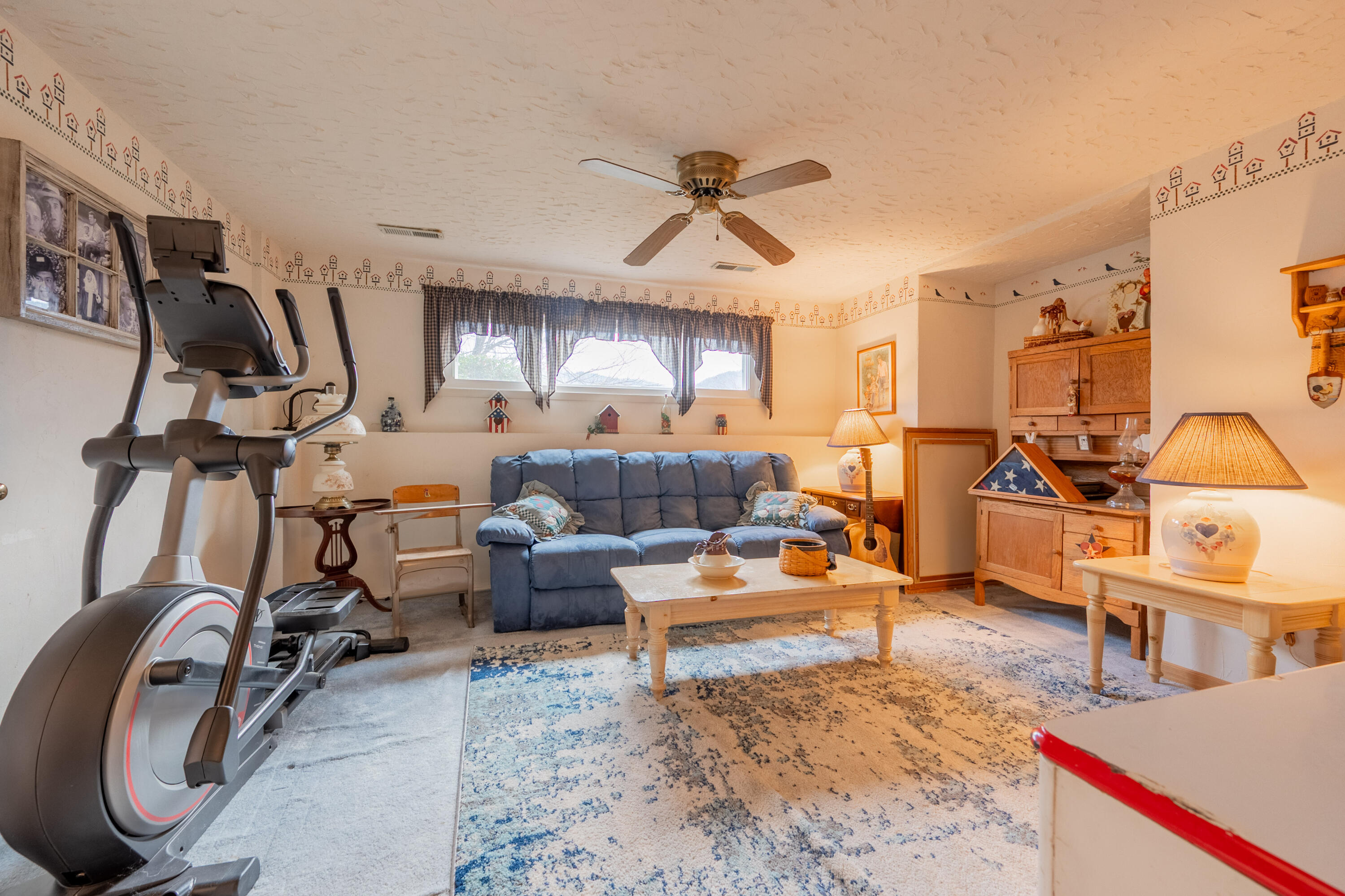 8011 Cedar Edge Road Roanoke, VA 24018 - Photo 46 of 86 ROANOKE-46