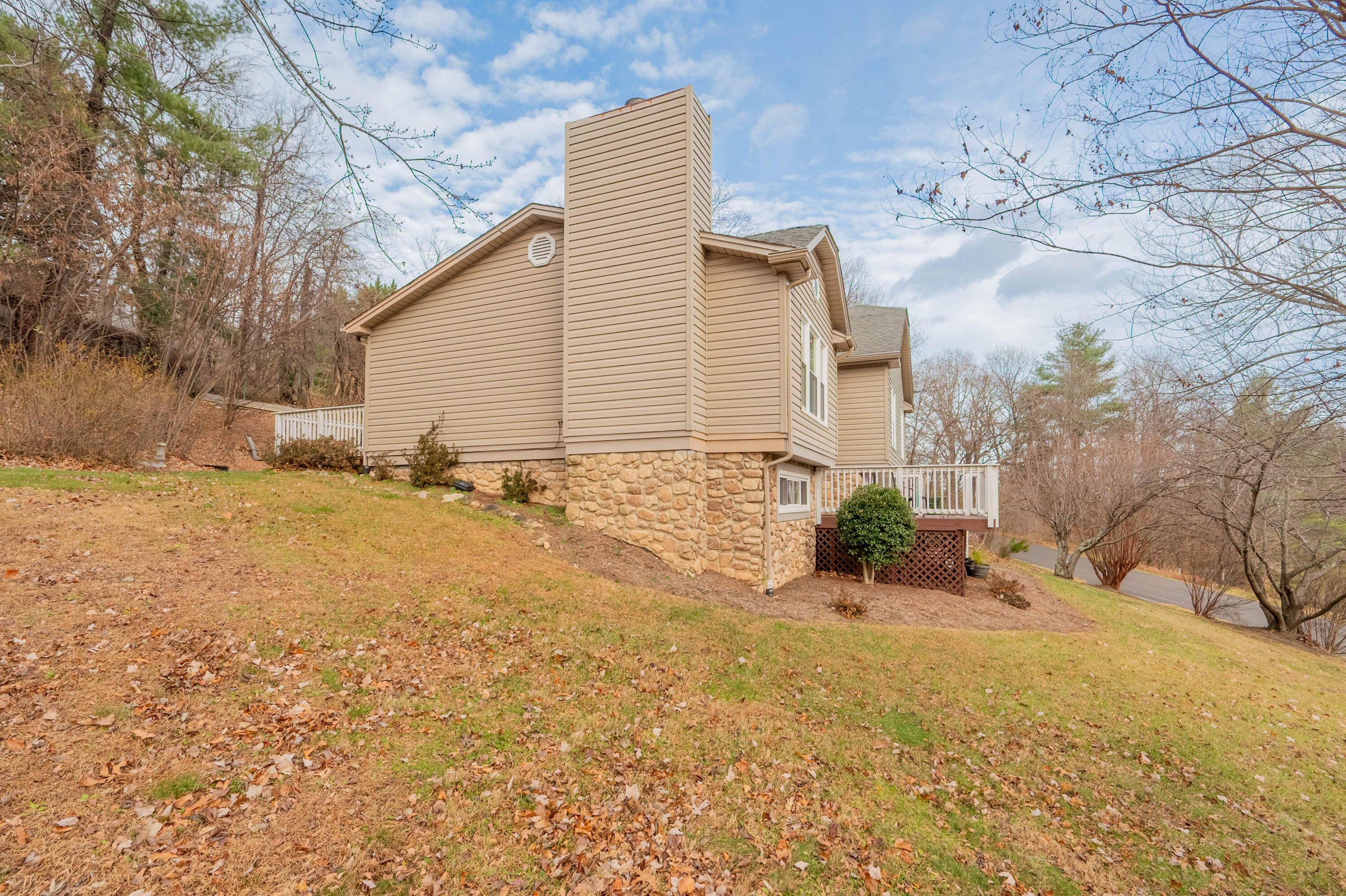 8011 Cedar Edge Road Roanoke, VA 24018 - Photo 64 of 86 ROANOKE-64