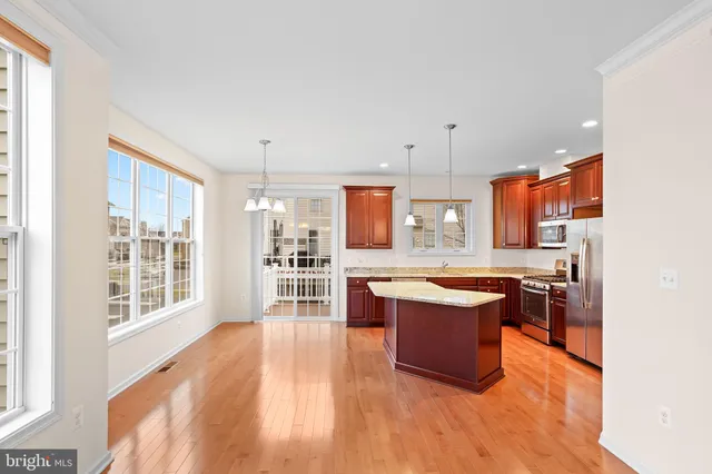 $725,000 | 22550 Ocean Cliff Square, Ashburn, VA 20148