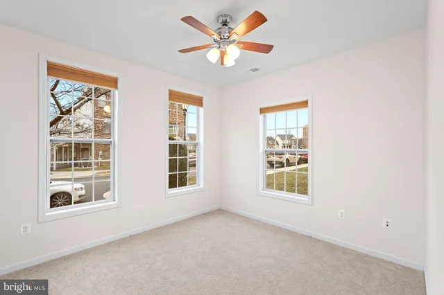 $725,000 | 22550 Ocean Cliff Square, Ashburn, VA 20148