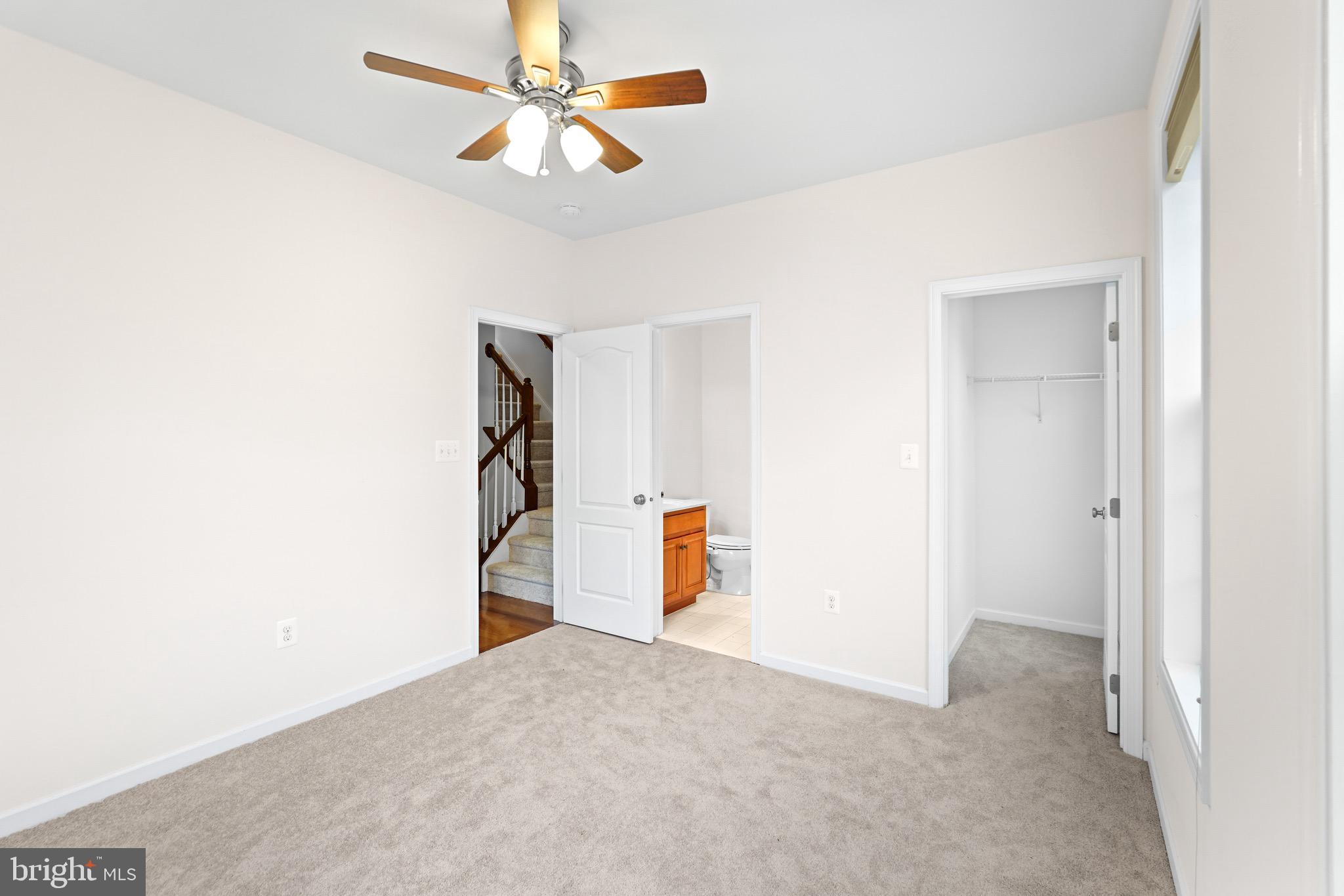 22550 Ocean Cliff Square Ashburn, VA 20148 - Photo 37 of 43