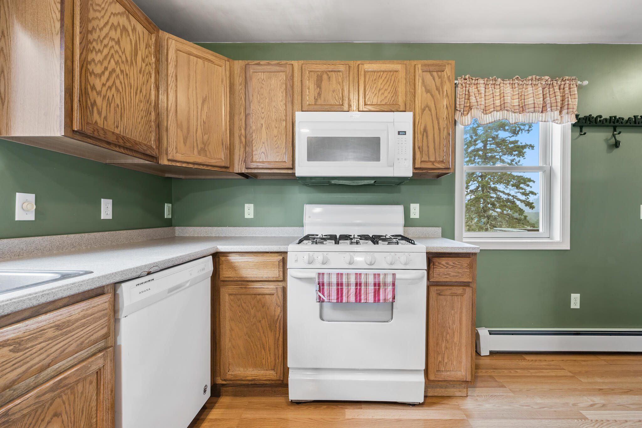35 Crockett Point Road Bernard, ME 04612 - Photo 5 of 41 CINDI-3