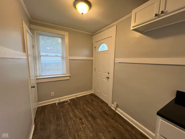 $1,250 | 302 South Randolph Street, Indianapolis, IN 46201